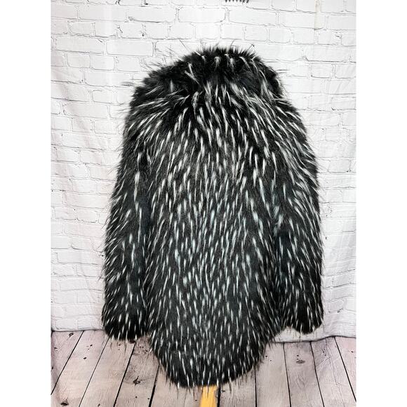 H&M- FAUX FUR COAT-6 - Picture 3 of 5